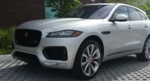 Miami-body-shop-SUV-Jaguar-in-Florida.webp